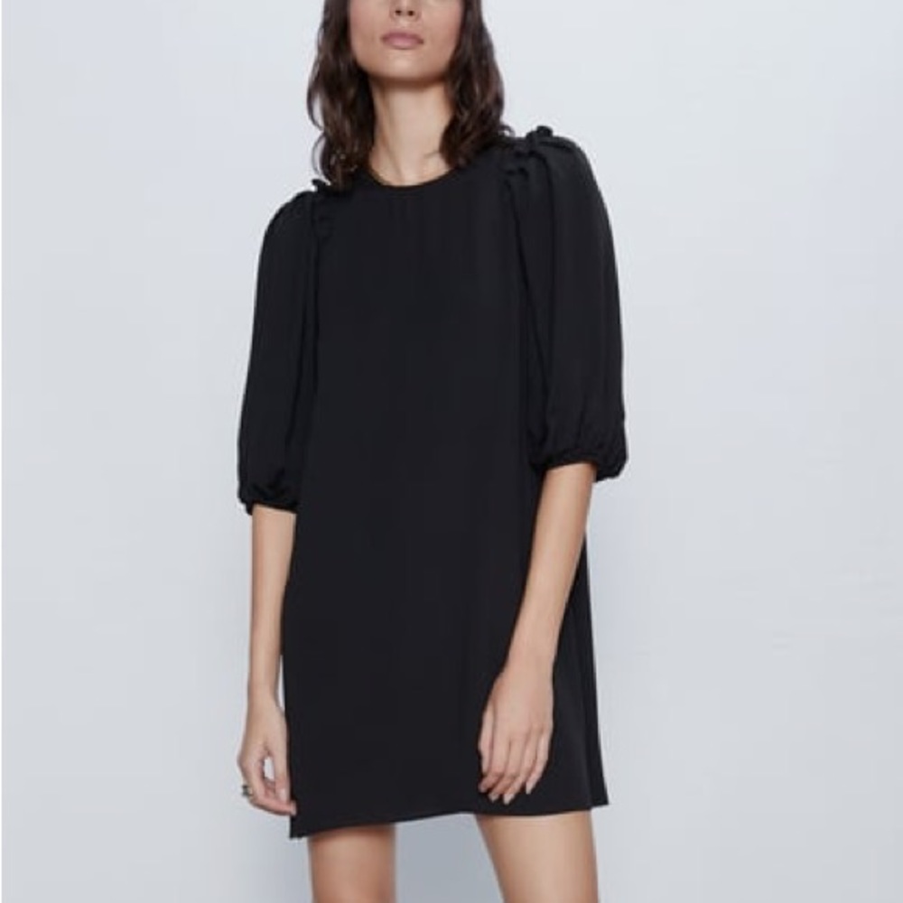 ♣️ NWT Zara Peasant Sleeve Shift Dress ♣️